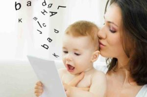 Bebê surdo X bebê ouvinte: como eles aprendem a falar